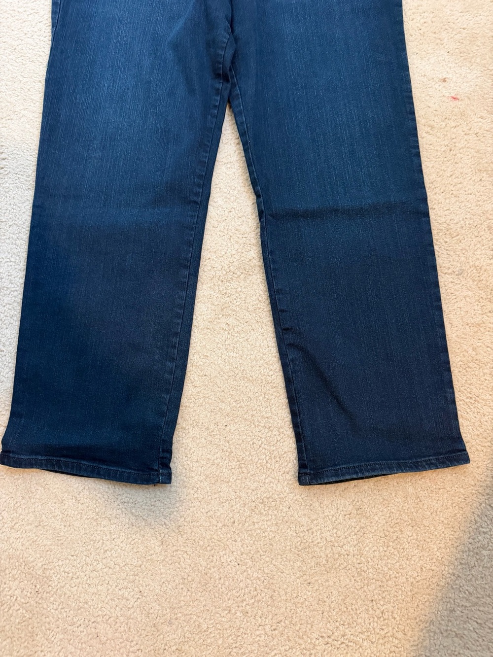 Gloria Vanderbilt Amanda -SZ 18- Women’s Classic Dark Wash High Rise Denim Jeans - Picture 4 of 9